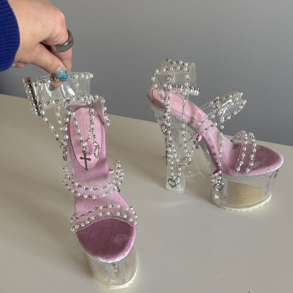 I.AM.GIA Pink Pearl-Embellished Clear Platform Heels